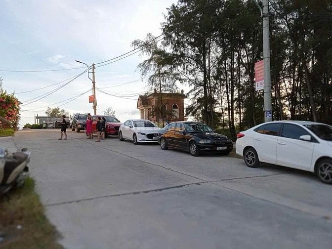 Đất biển Phú Diên lô góc 3 mặt tiền 