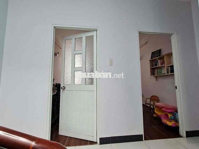 Cho thuê gấp nhà Lê Văn Sỹ Phường 14 Quận 3