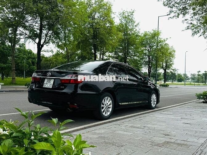 Toyota Camry 2.0E AT
