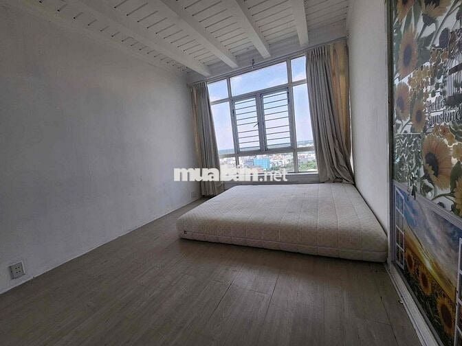 Chuyển nhựợng phòng Cc Phú Hoàng Anh   Full nội thất - Nhà đẹp - Ở liề