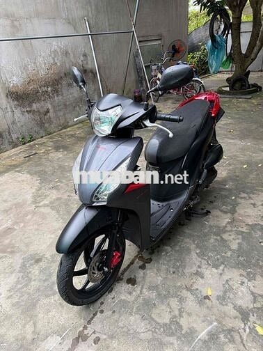 Honda Vision 2024 Đen đỏ hs cầm tay ae ve bấm số