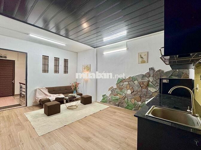 Căn hộ full nội thất 1PK-1PN cực rộng khu CV Hoàng Văn Thụ , Tân Bình