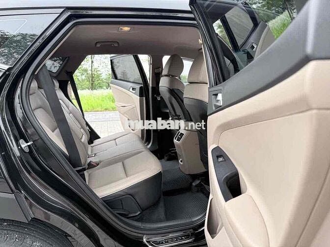 Hyundai Tucson 2019 2.0L quá mới đi - 85000 km