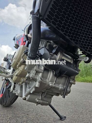 Ducati Hypermotard 698 Mono RVE Đỏ, Đen 699 km