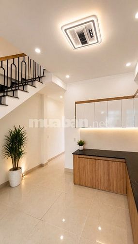 🔥 CHỦ NGỘP BÁN GẤP – NHÀ 1 TRỆT 1 LẦU GẦN TRẠM THU PHÍ BỬU LONG