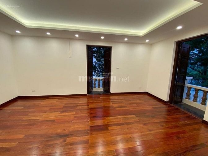 Nhà măt ngõ 60 Vũ Phạm Hàm - 100M x 5 Tầng, mặt tiền 5m - Tiện KD, VP