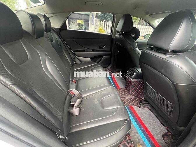 Hyundai Elantra 2022 Bản đặc biệt Trắng