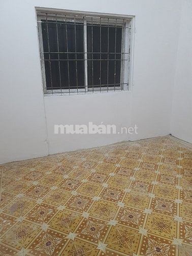 Tôi cần cho thuê nhà trong ngõ 50 Lĩnh Nam, 52m2, 2 tầng, 4 PN, 8 trệu