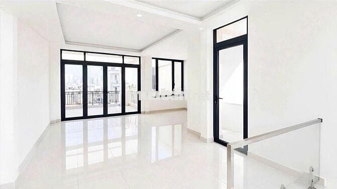 CHO THUÊ NHÀ MẶT TIỀN : Lê Văn Duyệt, Phường 3, Quận Bình Thạnh.