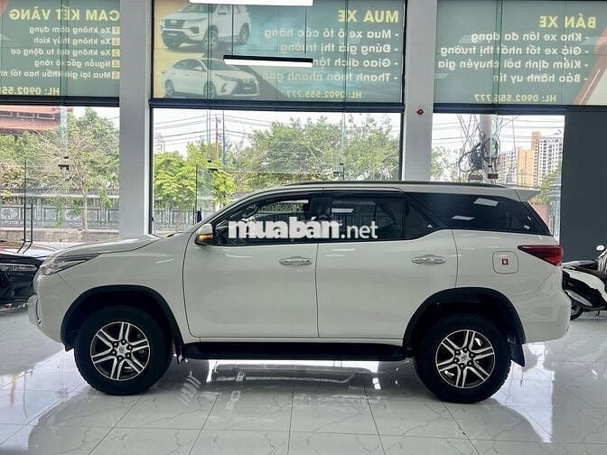 Toyota Fortuner 2.7V 4x2 AT 2020 Trắng | 54,000 Km