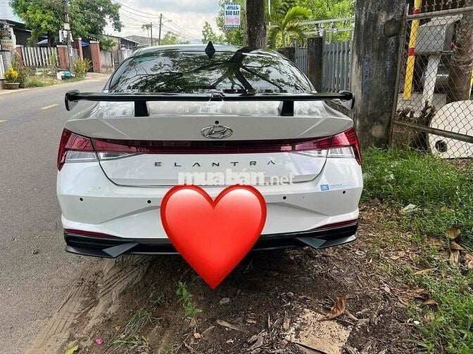 Hyundai Elantra 2022 Bản đặc biệt Trắng