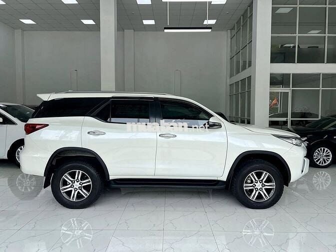 Toyota Fortuner 2.7V 4x2 AT 2020 Trắng | 54,000 Km