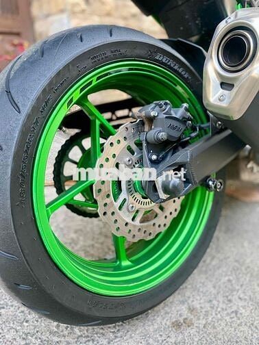 Kawasaki Z900 2023
