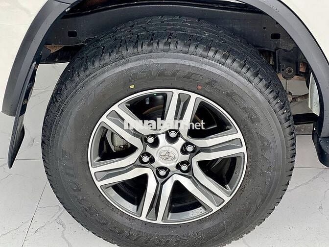 Toyota Fortuner 2.7V 4x2 AT 2020 Trắng | 54,000 Km