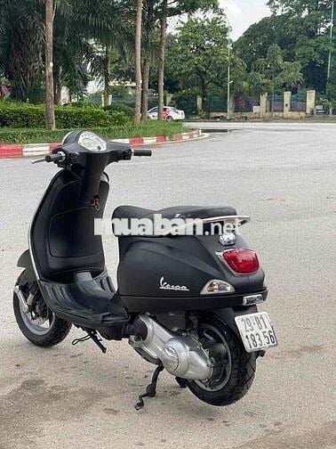 Piaggio Vespa LX 125 ie Đen