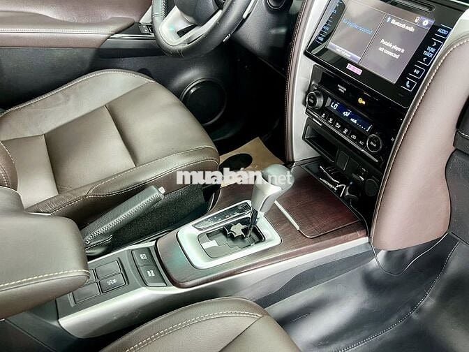 Toyota Fortuner 2.7V 4x2 AT 2020 Trắng | 54,000 Km