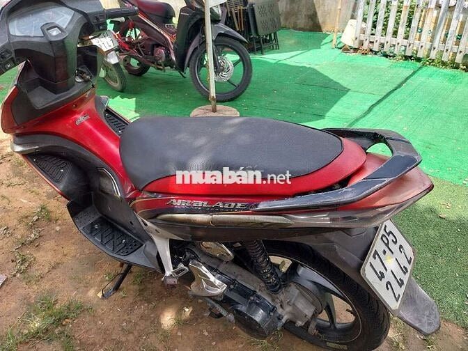 Honda Air Blade 2024 Đỏ