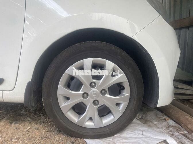 Hyundai Grand i10 2014 Trắng 123.000 km