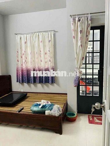 NHÀ NGAY CHỢ CẦU ĐỒNG. TRỆT LẦU 2PN 2WC. ĐƯỜNG XE HƠI