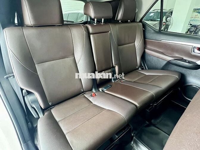 Toyota Fortuner 2.7V 4x2 AT 2020 Trắng | 54,000 Km