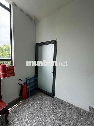 Siêu phẩm hiếm rộng & thoáng, full nội thất ngay khu Biệt Thử Nam Long