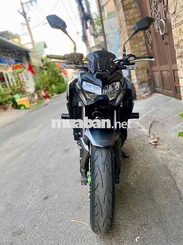 Kawasaki Z900 2023