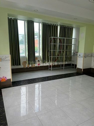Cho thuê nhà phố trệt + 3 tầng  Nhánh đường Nguyễn Thị Định 