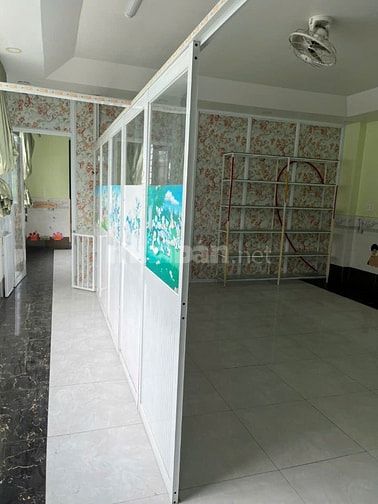 Cho thuê nhà phố trệt + 3 tầng  Nhánh đường Nguyễn Thị Định 