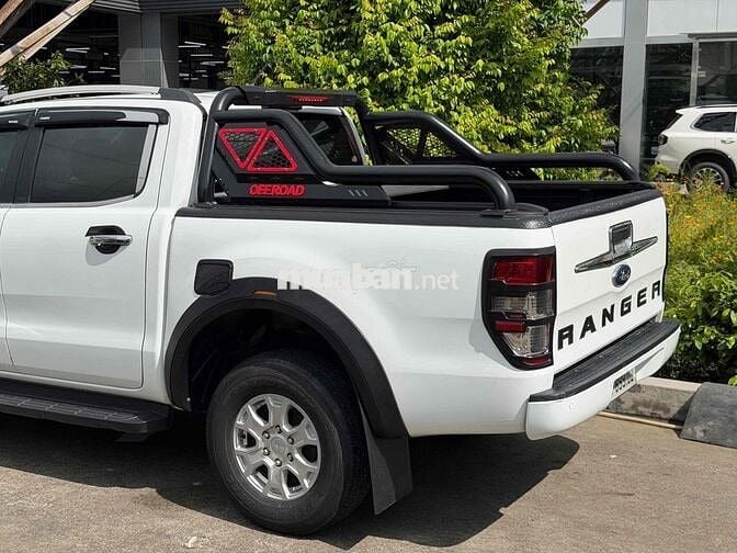 Ford Ranger XLS AT 2021 Trắng 60.000km