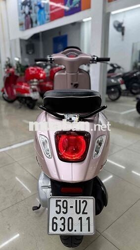 Vespa Sprint 2023 Hồng Porsche Ánh Kim siêu đẹp