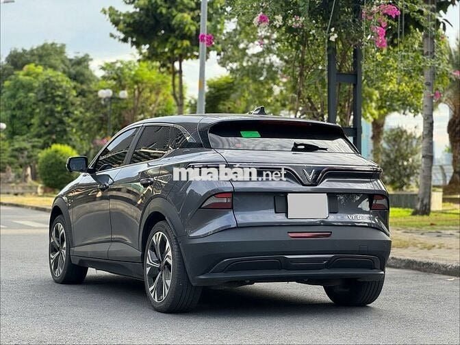 Vinfast VF6 Plus 2024 - Màu xám - 1v9km - Mua pin