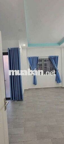 CHO THUÊ NHÀ 3 TẦNG HƯNG PHÚ Q8 HẺM BA GÁC 4M X 9M 2PN 3WC 11 TR/THÁNG