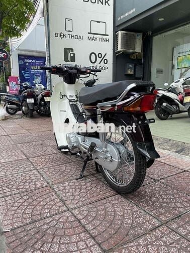 Honda Dream Thái 2000 Trắng, Đen Số sàn
