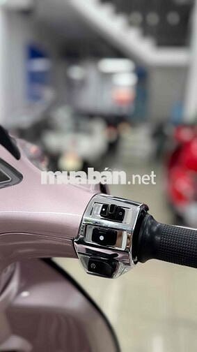 Vespa Sprint 2023 Hồng Porsche Ánh Kim siêu đẹp