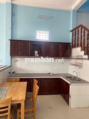 Nhà mới 2 phòng Hẻm Phạm Ngọc Hưng