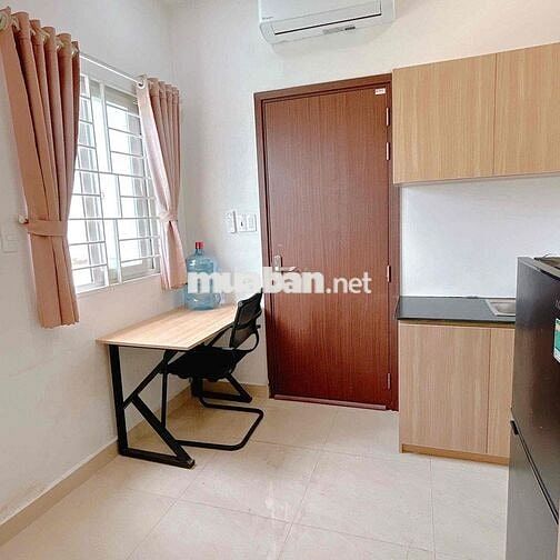 phòng máy lạnh có cửa sổ thoáng + full nội thất - gần cầu Tham Lương