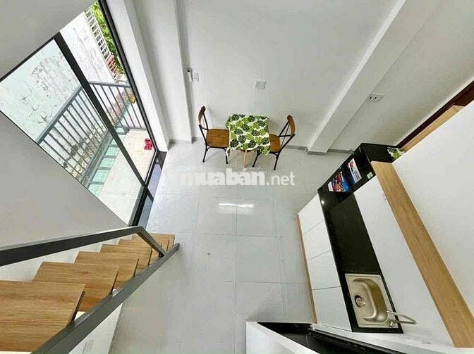 Căn Hoin Duplex Mới Toanh - Nhà Thang Máy - Gần UEH, VHU, SGU, STU,..