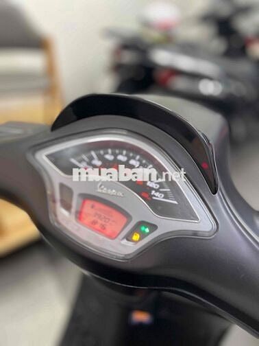 Piaggio Vespa Sprint 150cc Đen sần