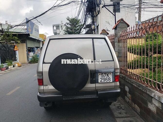 Isuzu Trooper 2000 Vàng cát Số sàn