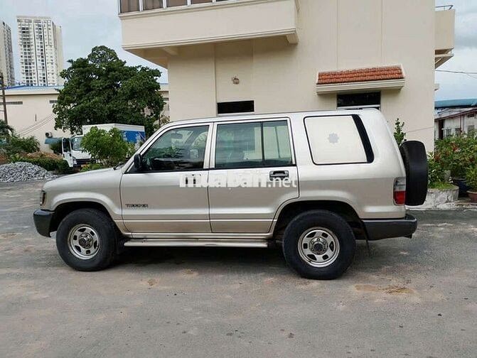 Isuzu Trooper 2000 Vàng cát Số sàn