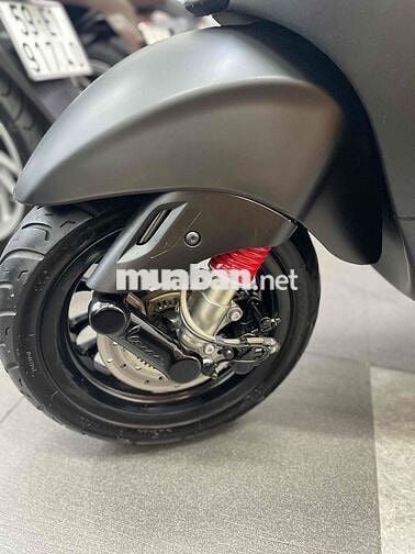 Piaggio Vespa Sprint 150cc Đen sần