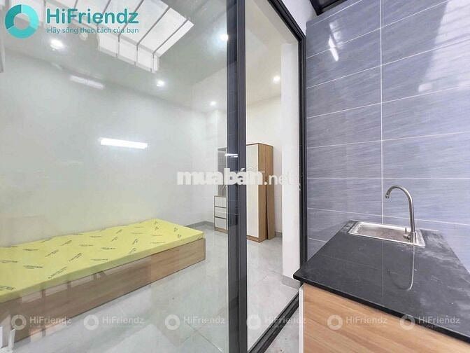 Căn Hoin Duplex Mới Toanh - Nhà Thang Máy - Gần UEH, VHU, SGU, STU,..