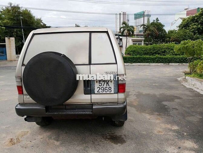 Isuzu Trooper 2000 Vàng cát Số sàn