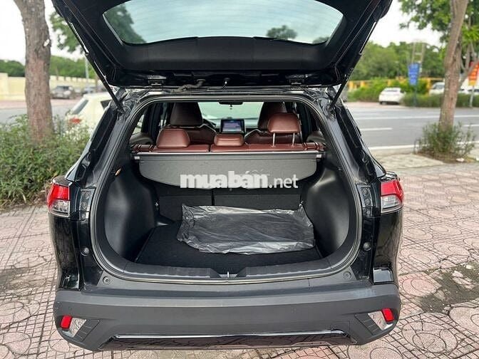 Toyota Corolla Cross 1.8V 2020 Đen 6 vạn km zin