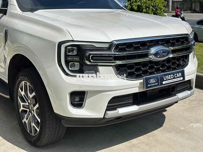 Ford Everest Titanium 4x4 2025 Trắng Tự động