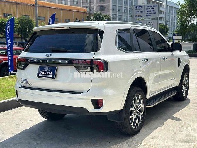 Ford Everest Titanium 4x4 2025 Trắng Tự động