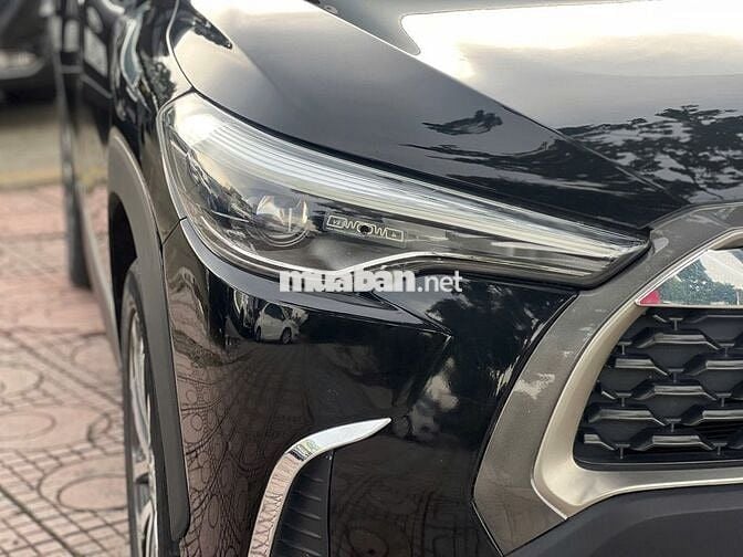 Toyota Corolla Cross 1.8V 2020 Đen 6 vạn km zin