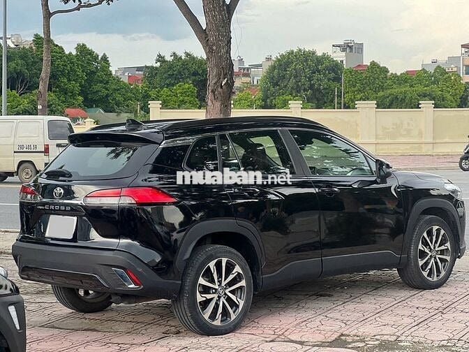 Toyota Corolla Cross 1.8V 2020 Đen 6 vạn km zin