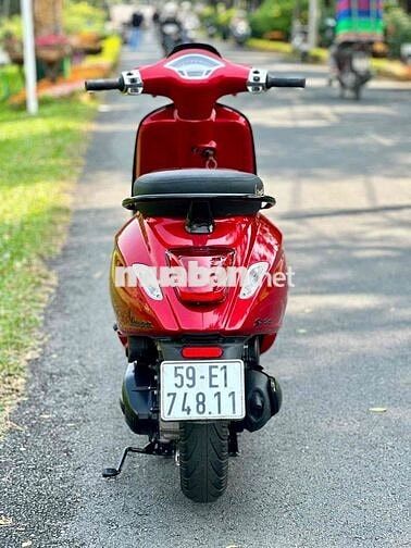 Piaggio Vespa 125cc.Đỏ Cherry Siêu Keng.Máy Zin