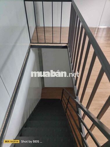 Nhà 40m2 1 Trệt 1 Lầu 2pn 1wc HBC 6triệu